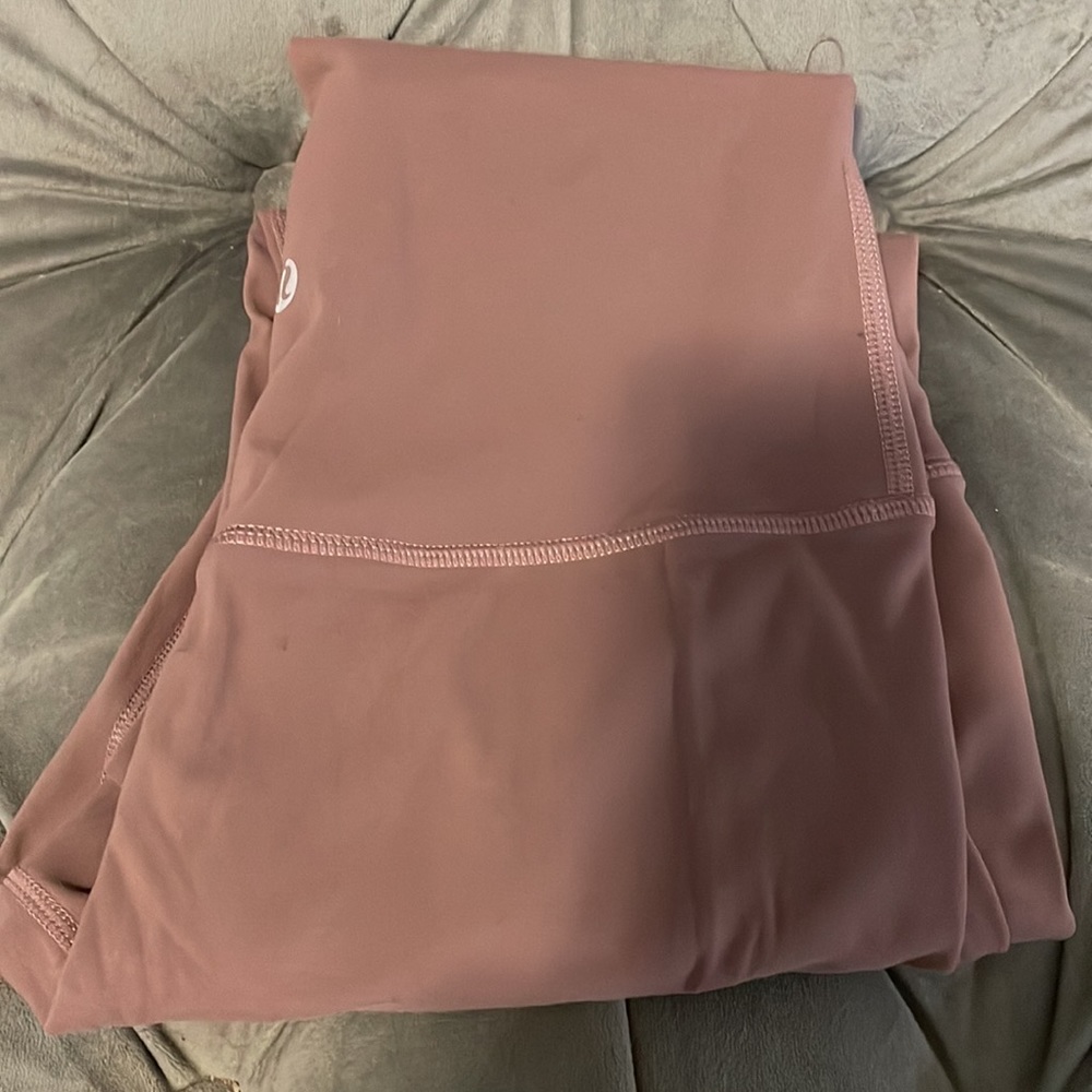 Mauve aligns size 8 fit closer to a 6 imo measurements in photos & I can do more